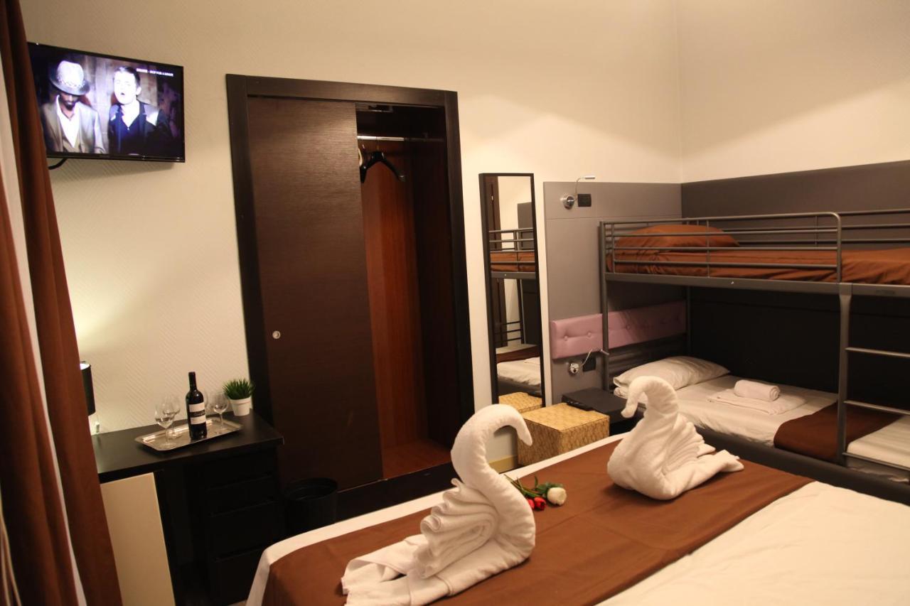 Dolce Vita Rooms & Breakfast Naples Exterior photo