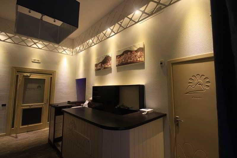 Dolce Vita Rooms & Breakfast Naples Exterior photo